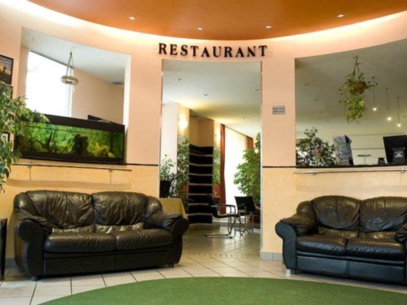 Hotel Reghina Τιμισοάρα Εξωτερικό φωτογραφία