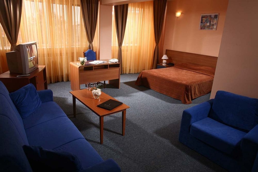 Hotel Reghina Τιμισοάρα Δωμάτιο φωτογραφία