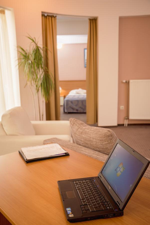 Hotel Reghina Τιμισοάρα Εξωτερικό φωτογραφία